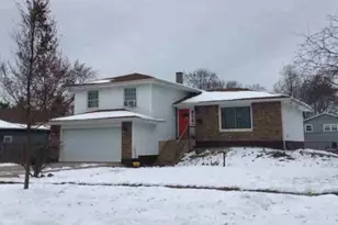 520 Morgan Ln, Hoffman Estates, IL 60169 - Photo 2