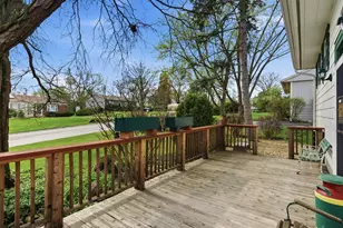 7663 Walnut Ave, Woodridge, IL 60517 - Photo 18