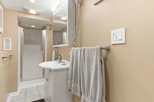 7663 Walnut Ave, Woodridge, IL 60517 - Photo 14