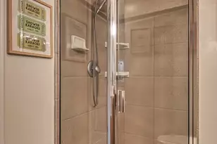 900 Lee St, Des Plaines, IL 60016 - Photo 18