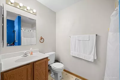 4447 W Lawn Avenue, Waukegan, IL 60085 - Photo 12