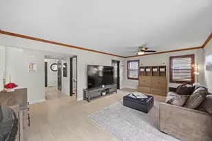 547 Newberry Dr, Elk Grove Village, IL 60007 - Photo 16