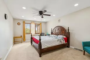 1766 Pebble Beach Dr, Hoffman Estates, IL 60169 - Photo 18