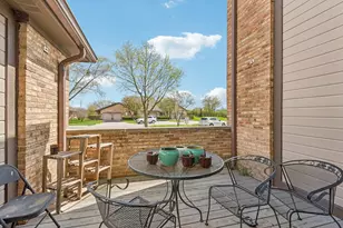 1766 Pebble Beach Dr, Hoffman Estates, IL 60169 - Photo 28