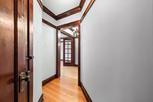 3802 N Hamilton Ave, Chicago, IL 60618 - Photo 4