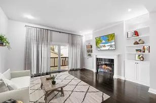 2641 N Marshfield Ave, Chicago, IL 60614 - Photo 8