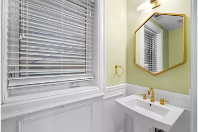 2641 N Marshfield Avenue, Chicago, IL 60614 - Photo 10