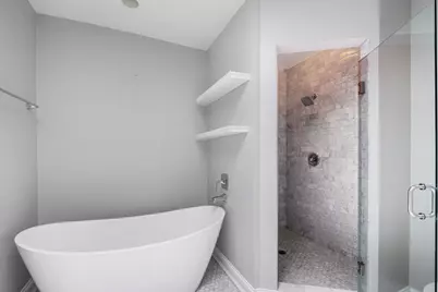 2641 N Marshfield Avenue, Chicago, IL 60614 - Photo 16