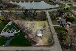 10135 Sunridge Dr, Naperville, IL 60564 - Photo 1