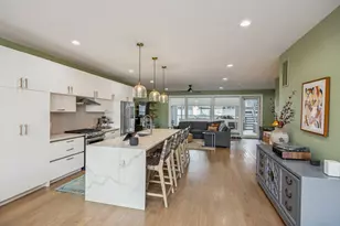 731 W 17th St, Chicago, IL 60616 - Photo 4