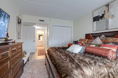 7450 Lincoln Avenue #501, Skokie, IL 60076 - Photo 20