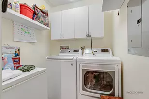 7450 Lincoln Ave, Skokie, IL 60076 - Photo 18