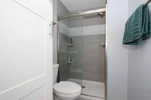 697 Gardenia Ln, Bartlett, IL 60103 - Photo 28