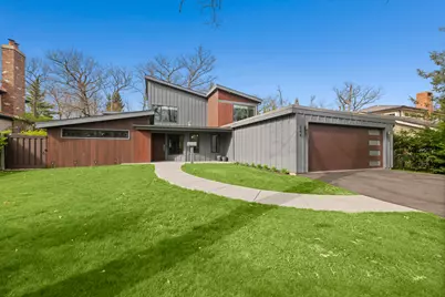 344 E Witchwood Lane, Lake Bluff, IL 60044 - Photo 2