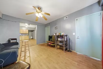 1626 N Saint Louis Avenue, Chicago, IL 60647 - Photo 12