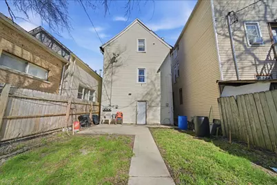 1626 N Saint Louis Avenue, Chicago, IL 60647 - Photo 24