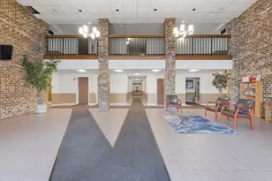 1463 Mercury Dr, Schaumburg, IL 60193 - Photo 2