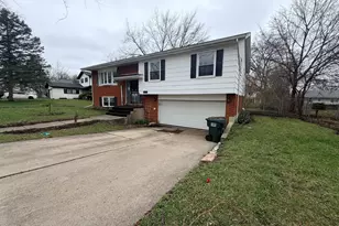 4656 176th Pl, Country Club Hills, IL 60478 - Photo 2