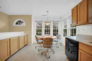 62 Winding Run Ln, Streamwood, IL 60107 - Photo 8