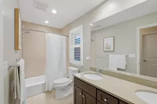 955 Summit Dr, Deerfield, IL 60015 - Photo 14
