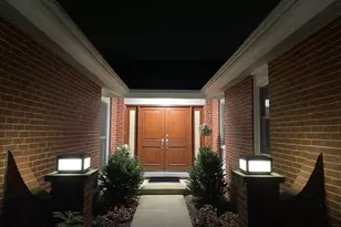 955 Summit Dr, Deerfield, IL 60015 - Photo 2