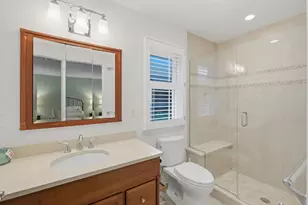955 Summit Dr, Deerfield, IL 60015 - Photo 12