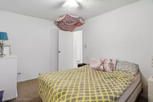 1000 N Bluebonnet Ln, Hoffman Estates, IL 60169 - Photo 14