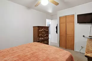 1000 N Bluebonnet Ln, Hoffman Estates, IL 60169 - Photo 18