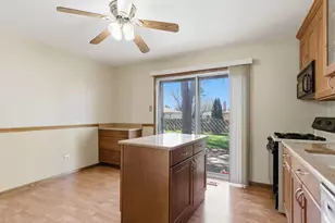 14044 Terry Dr, Orland Park, IL 60462 - Photo 10