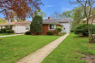 228 S Milton Ave S, Glen Ellyn, IL 60137 - Photo 2
