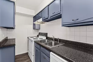 1100 Church St, Evanston, IL 60201 - Photo 8