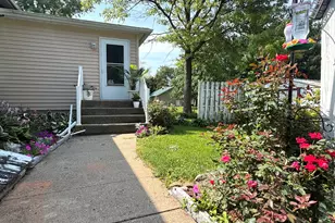 202 S Locust St, Malden, IL 61337 - Photo 8