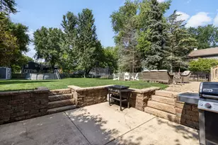 1055 Cardinal Ct, Batavia, IL 60510 - Photo 16