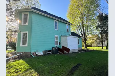 410 3rd Street, Mendota, IL 61342 - Photo 16