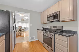 9349 Morgan Ave, Evanston, IL 60203 - Photo 12