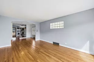6443 W 26th St, Berwyn, IL 60402 - Photo 8