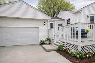 3935 Arthur Terrace Ct, Markham, IL 60428 - Photo 2