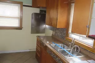 1929 S 7th Ave, Maywood, IL 60153 - Photo 6