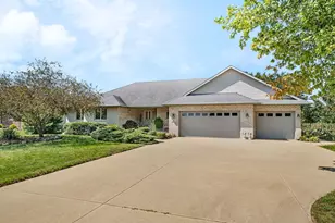 310 Fairway Dr, Essex, IL 60935 - Photo 1