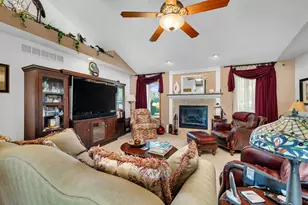 310 Fairway Dr, Essex, IL 60935 - Photo 4