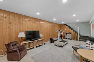 819 S Beverly Ln, Arlington Heights, IL 60005 - Photo 22