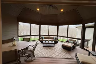 1854 W Forestview Dr, Sycamore, IL 60178 - Photo 8
