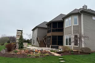 1854 W Forestview Dr, Sycamore, IL 60178 - Photo 32