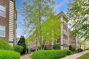 443 N Lombard Ave, Oak Park, IL 60302 - Photo 2