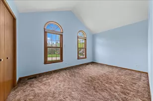 1335 Gaslight Dr, Algonquin, IL 60102 - Photo 12