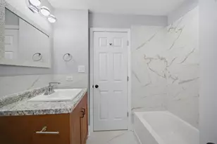 17720 Rosewood Terrace, Country Club Hills, IL 60478 - Photo 12