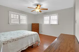 16563 Crescent Ave, Tinley Park, IL 60477 - Photo 12