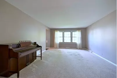 191 S Hawthorne Avenue, Elmhurst, IL 60126 - Photo 6
