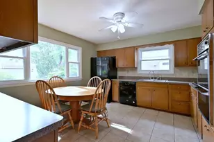 191 S Hawthorne Ave, Elmhurst, IL 60126 - Photo 16