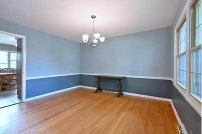 191 S Hawthorne Avenue, Elmhurst, IL 60126 - Photo 12